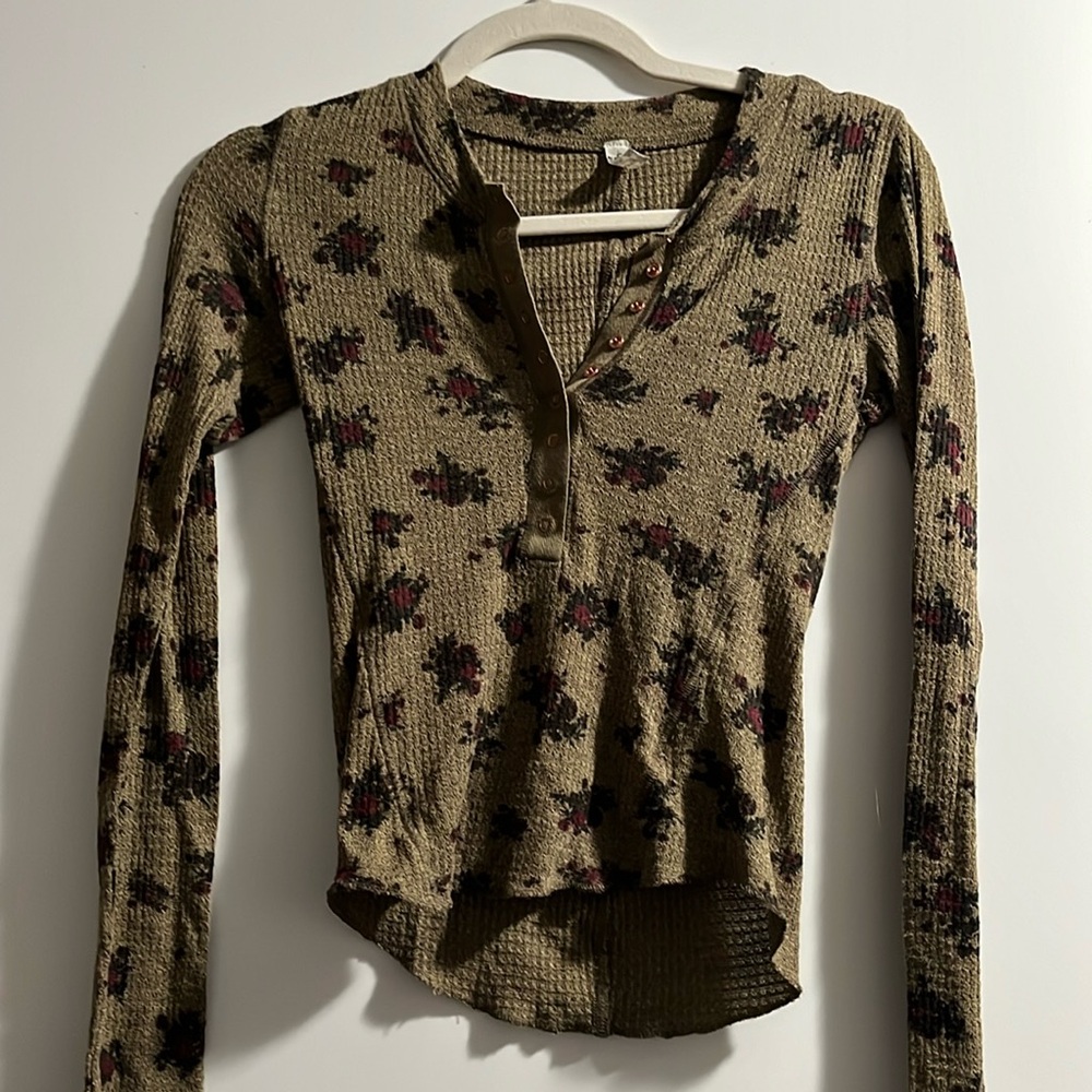 Long sleeve top